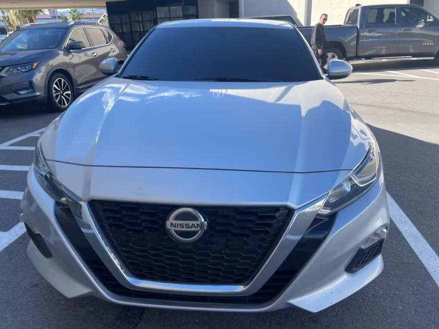 2020 Nissan Altima 2.5 S photo 1