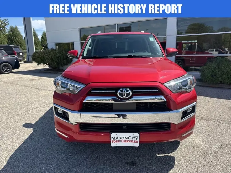 2023 Toyota 4Runner Limited photo 1