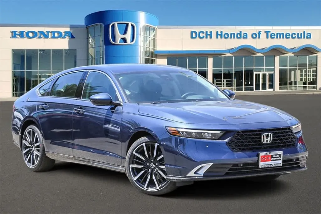 2025 Honda Accord Hybrid Touring photo 1