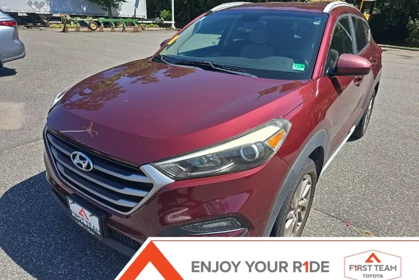 2017 Hyundai Tucson SE photo 1