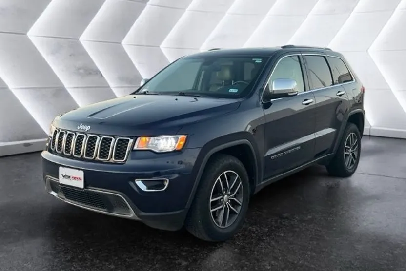 2017 Jeep Grand Cherokee Limited photo 1