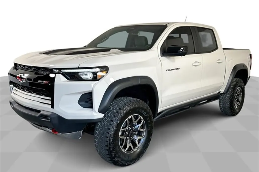 2026 Chevrolet Colorado ZR2 photo 1
