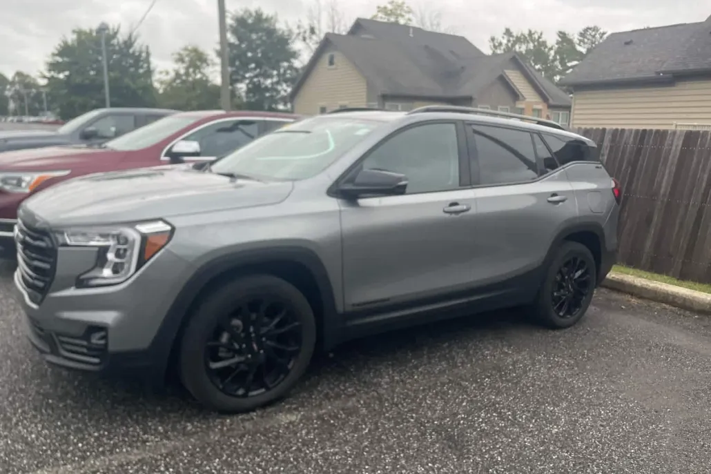 2023 Gmc Terrain SLT photo 1