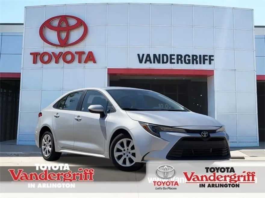 2024 Toyota Corolla LE photo 1