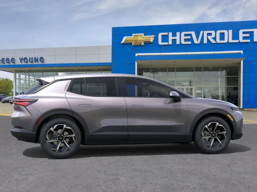 2026 Chevrolet Equinox EV 1LT photo 1