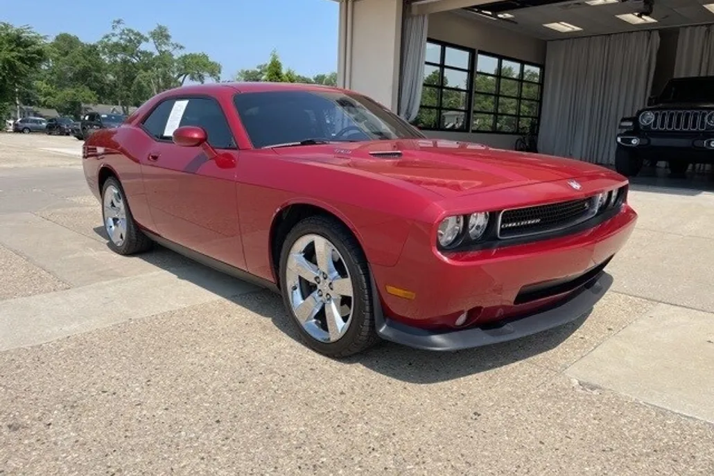 2010 Dodge Challenger R/T photo 1