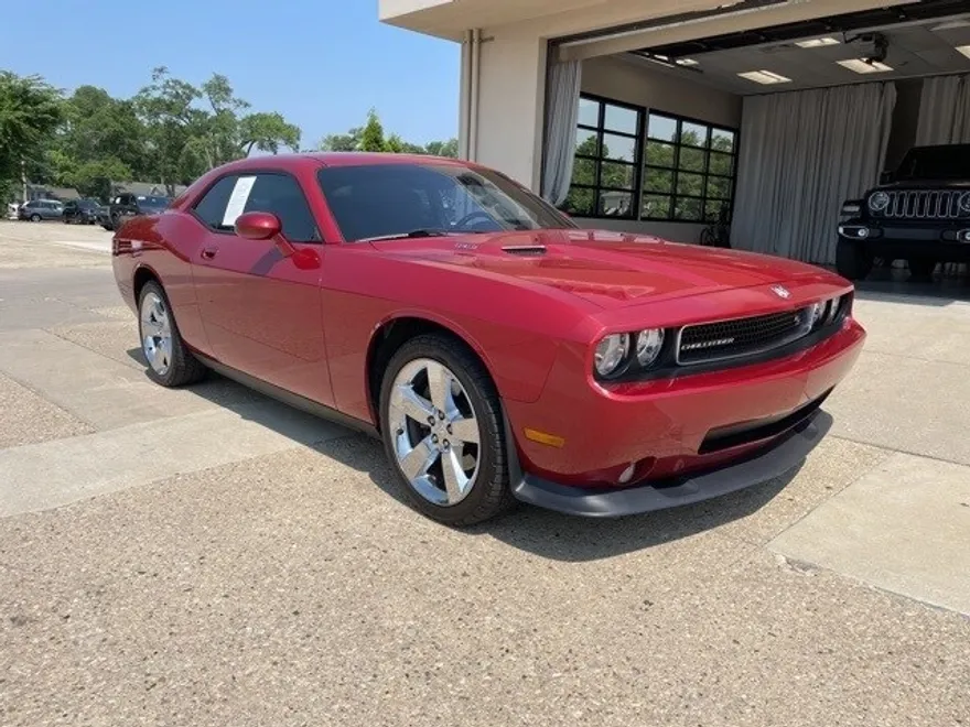2010 Dodge Challenger R/T photo 1