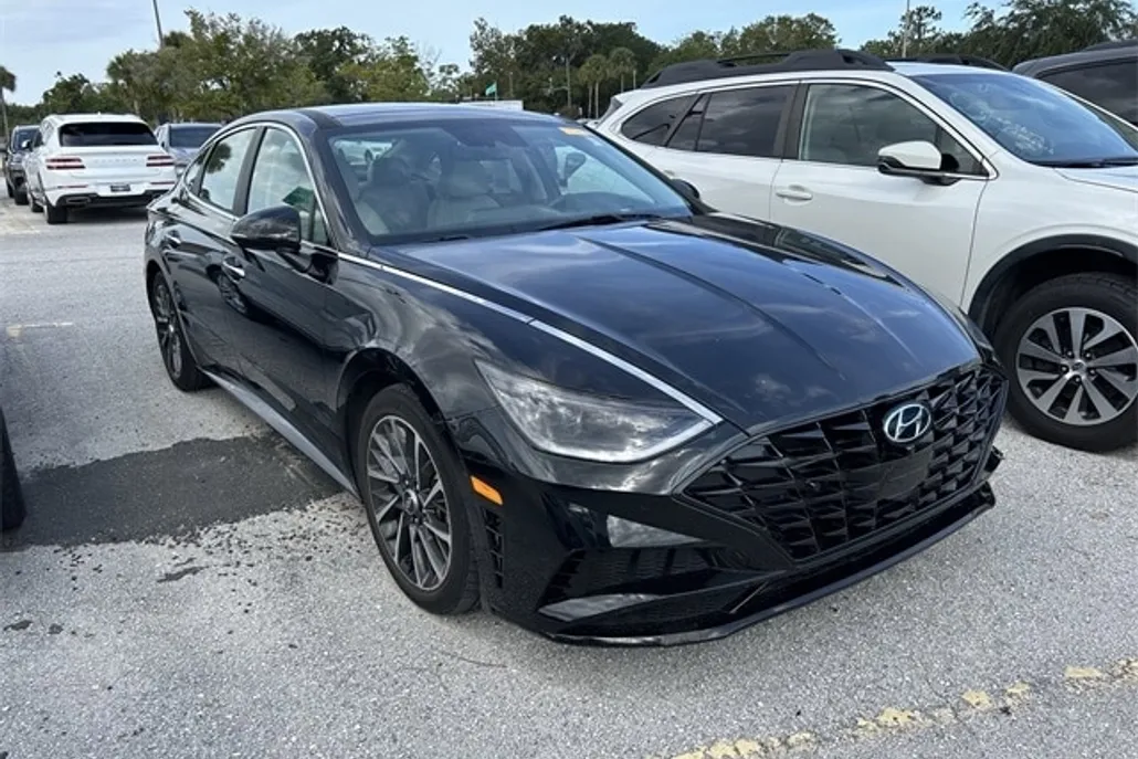 2020 Hyundai Sonata Limited photo 1