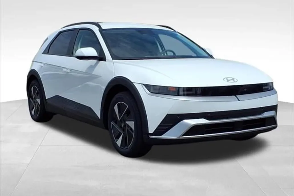2025 Hyundai Ioniq 5 SEL photo 1