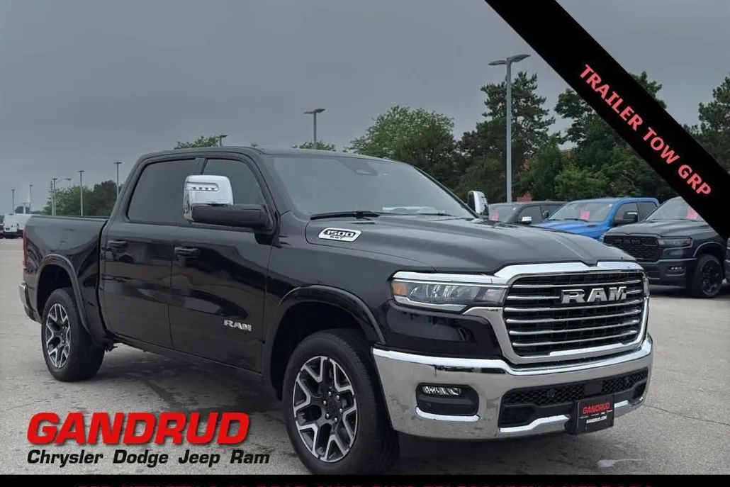 2025 Ram 1500 Laramie photo 1