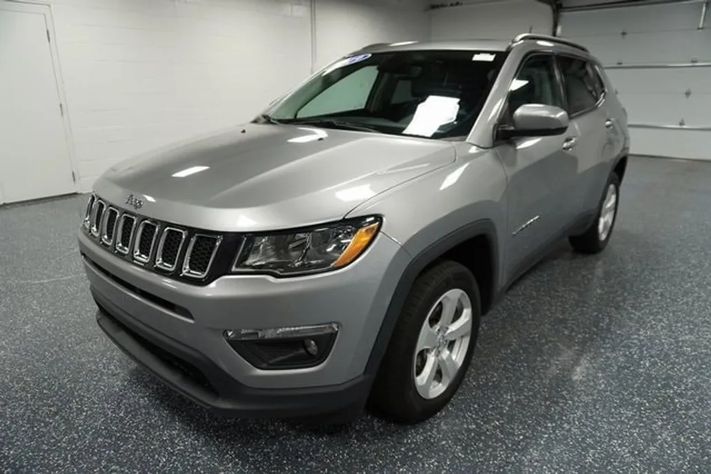 2019 Jeep Compass Latitude photo 1