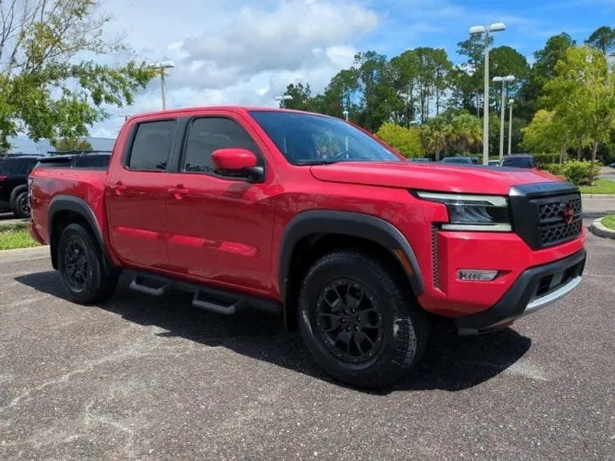 2023 Nissan Frontier PRO-4X photo 1
