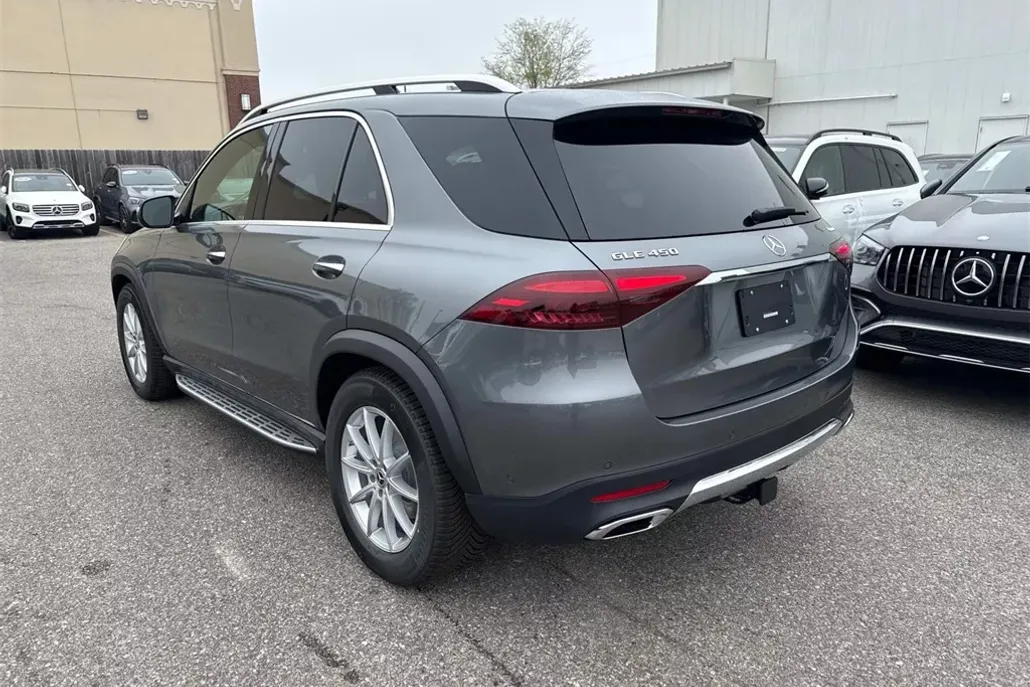 2025 Mercedes Benz GLE 450 4MATIC photo 1
