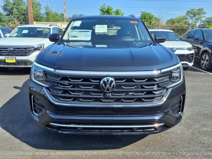 2026 Volkswagen Atlas SEL Premium R-Line photo 1