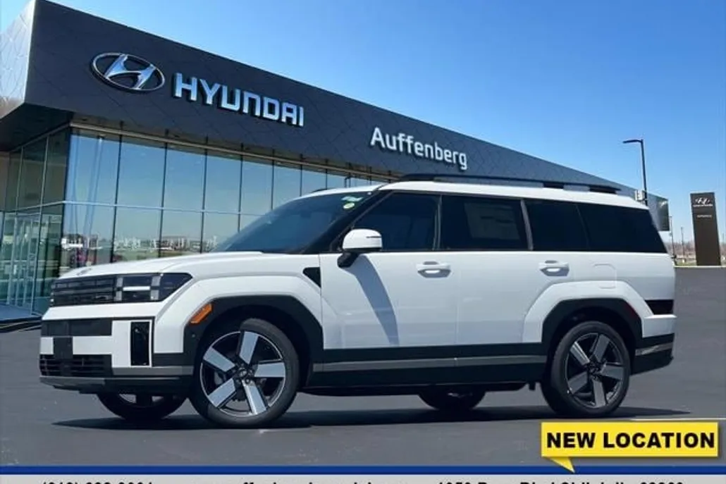 2025 Hyundai Santa Fe Limited photo 1