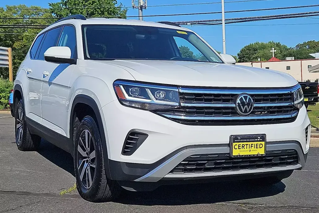 2022 Volkswagen Atlas SE photo 1