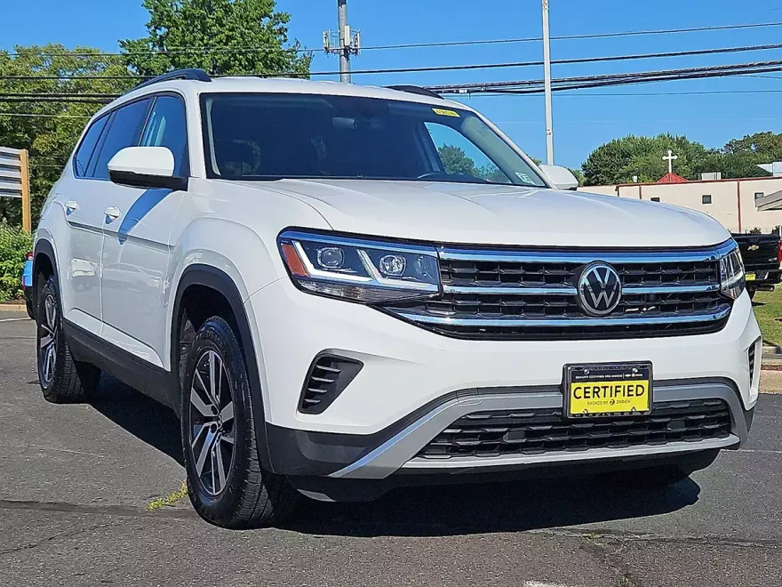 2022 Volkswagen Atlas SE photo 1