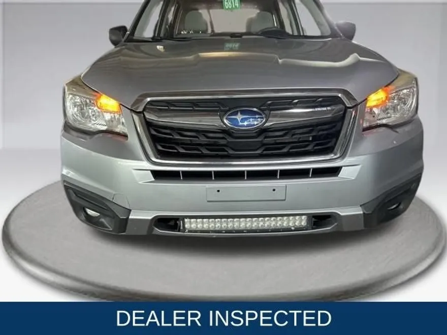 2018 Subaru Forester 2.5i photo 1