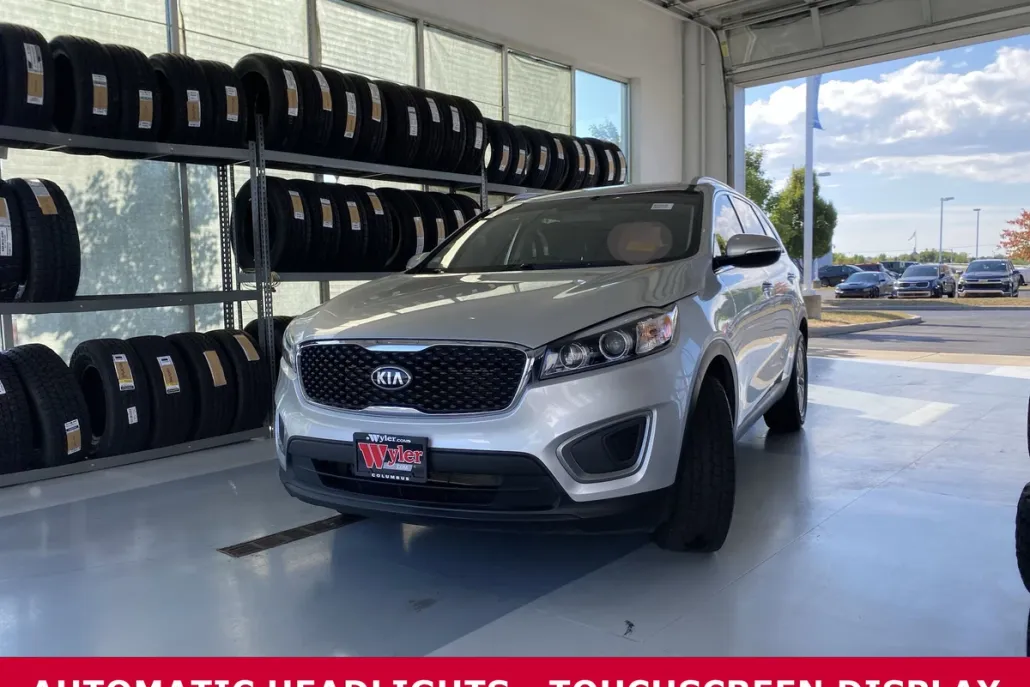 2016 Kia Sorento LX photo 1