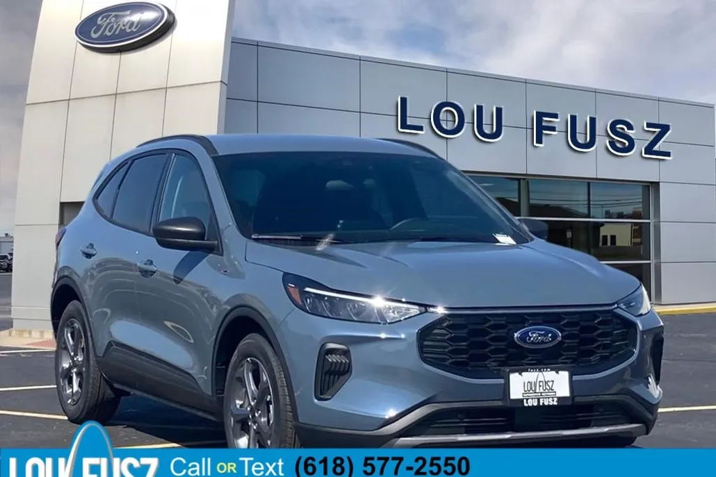 2025 Ford Escape ST-Line photo 1