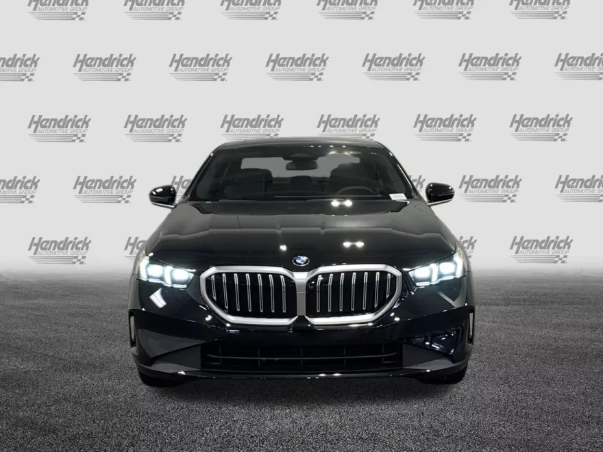 2026 Bmw 530i Sedan photo 1