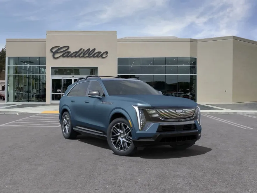 2025 Cadillac Escalade IQ Sport photo 1