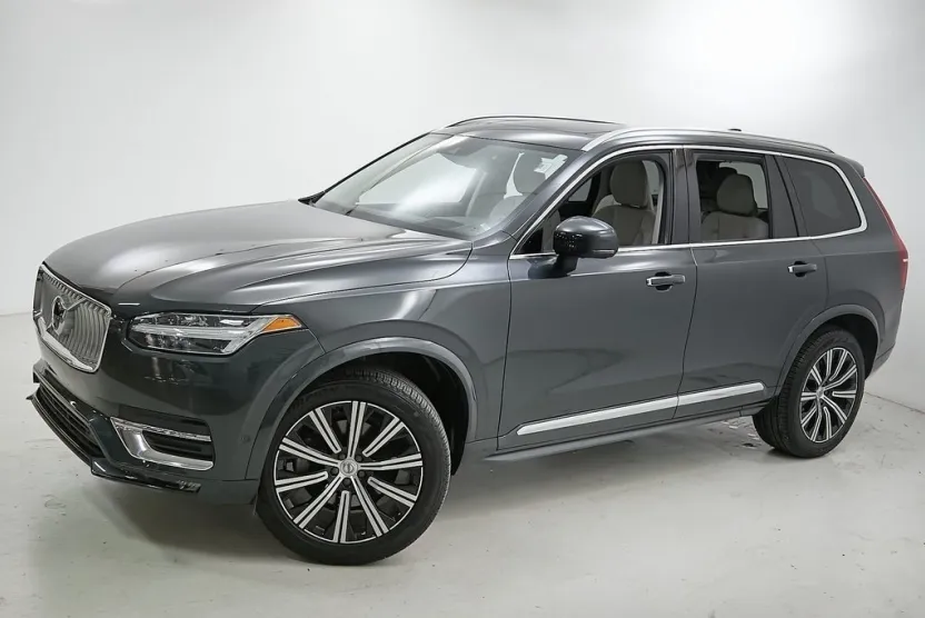 2022 Volvo XC90 T6 Inscription photo 1