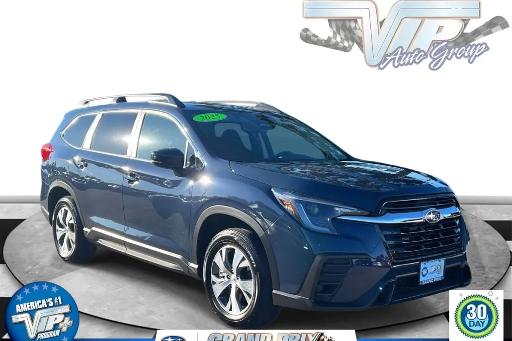 2025 Subaru Ascent Premium photo 1