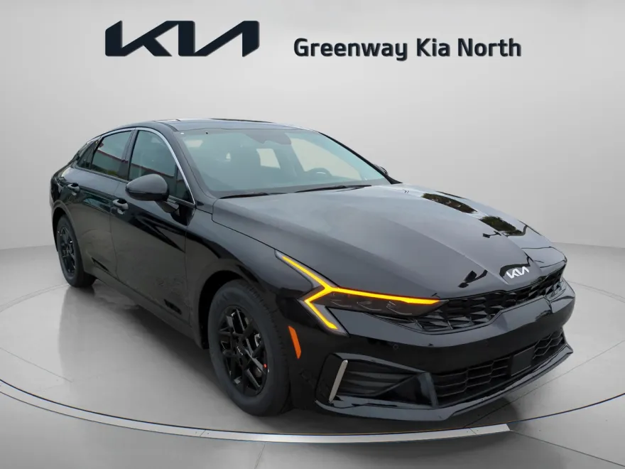 2025 Kia K5 LXS photo 1