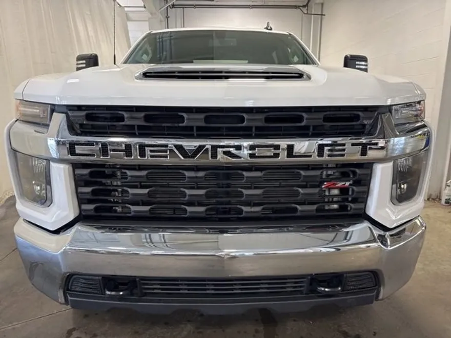 2023 Chevrolet Silverado 2500HD LT photo 1