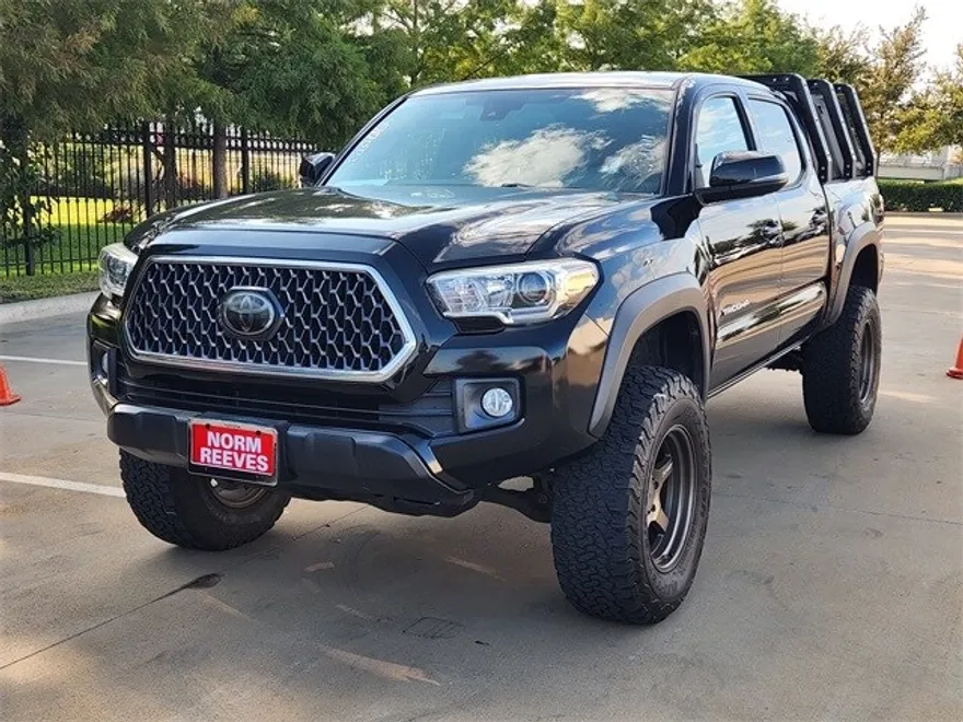 2019 Toyota Tacoma TRD V6 photo 1