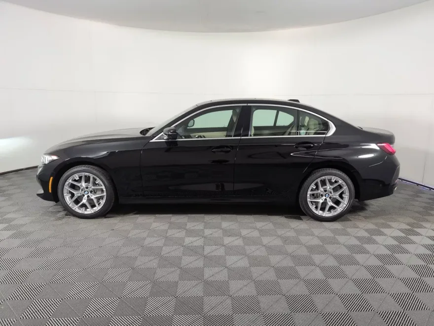2025 Bmw 330i photo 1