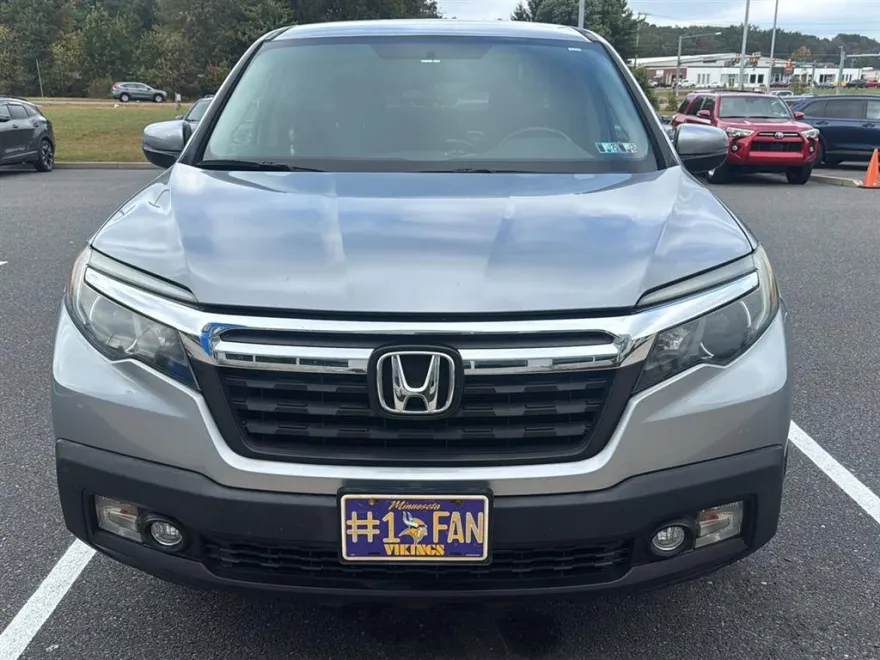 2017 Honda Ridgeline RTL photo 1