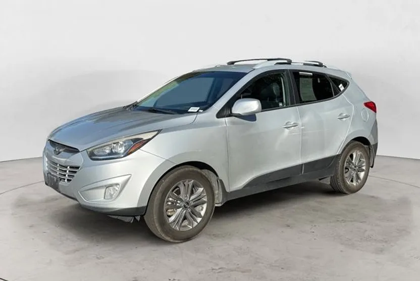 2015 Hyundai Tucson SE photo 1