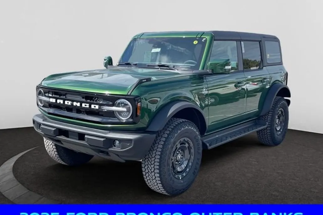 2025 Ford Bronco Outer Banks photo 1