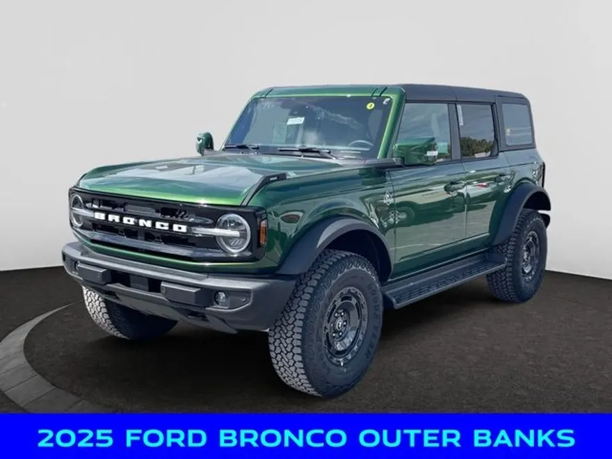 2025 Ford Bronco Outer Banks photo 1