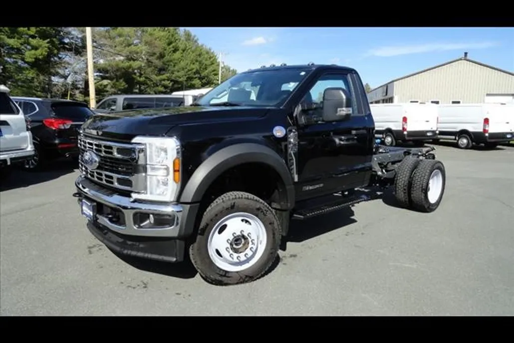 2024 Ford F-550 XL photo 1
