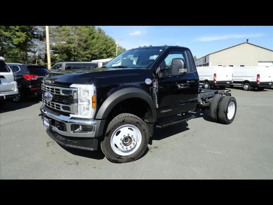 2024 Ford F-550 XL photo 1