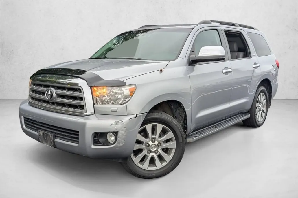 2016 Toyota Sequoia Limited photo 1