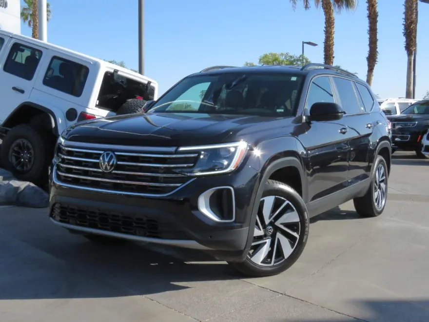 2024 Volkswagen Atlas SE Technology photo 1