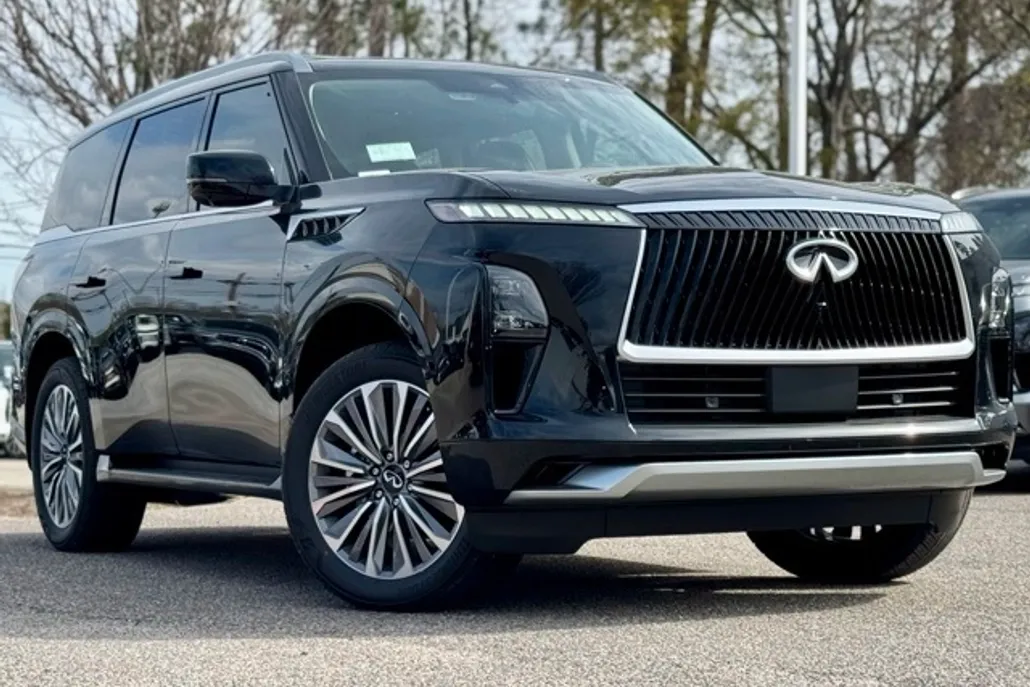 2025 Infiniti QX80 Sensory photo 1