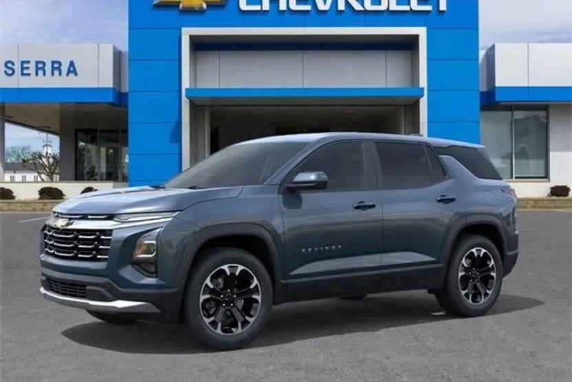 2026 Chevrolet Equinox LT photo 1