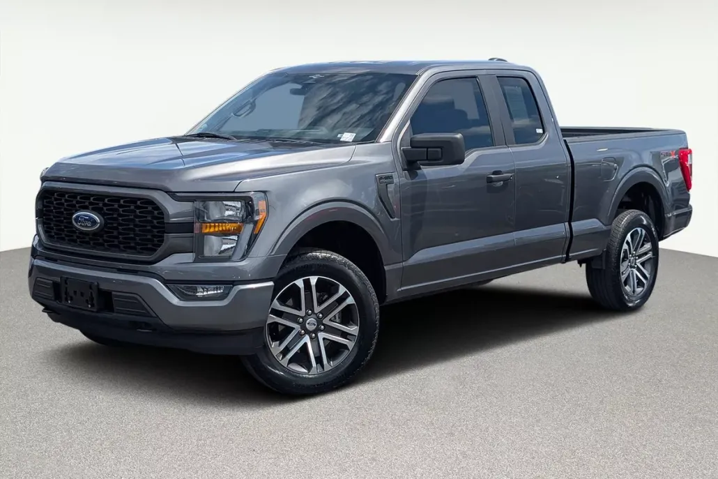 2023 Ford F-150 XL photo 1