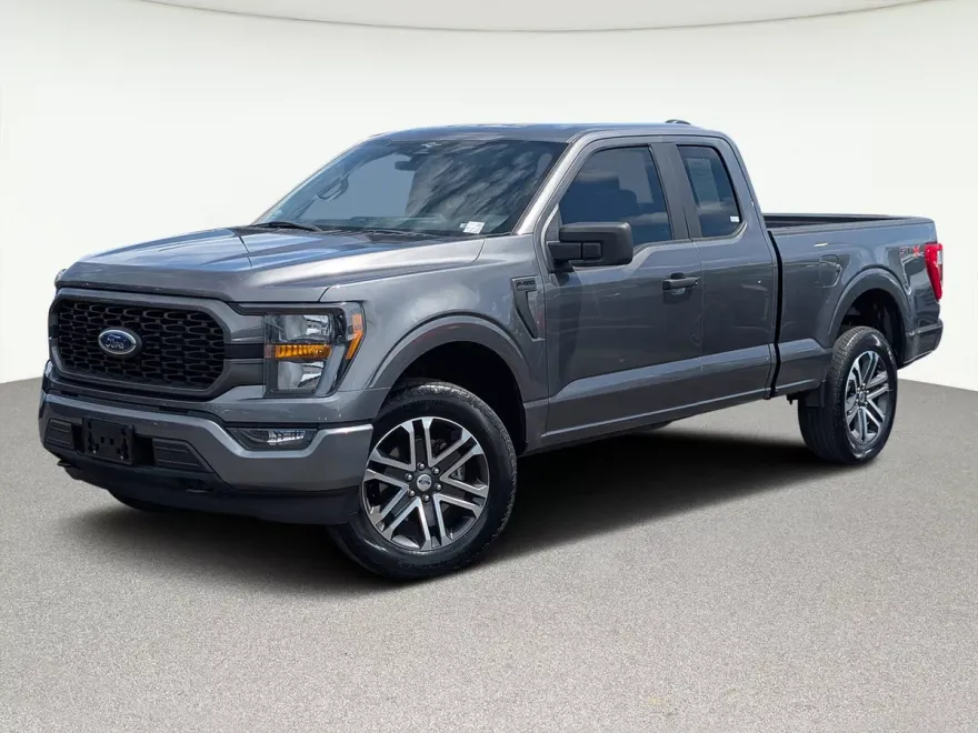 2023 Ford F-150 XL photo 1