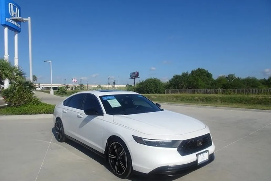 2024 Honda Accord Hybrid Sport photo 1
