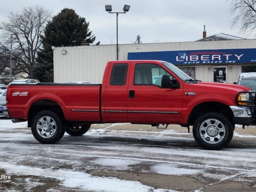 1999 Ford F-250 XLT photo 1