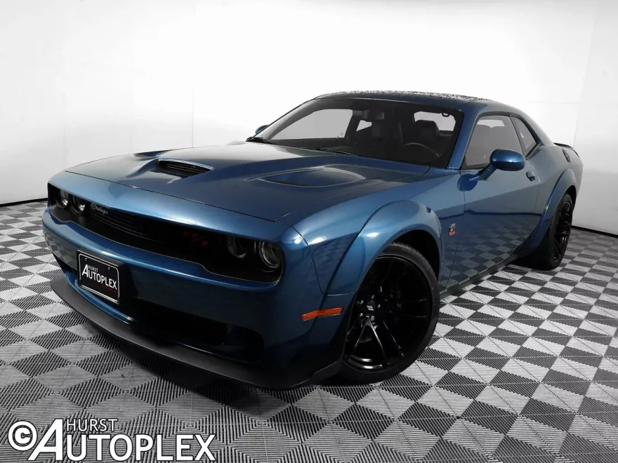 2021 Dodge Challenger R/T Scat Pack Widebody photo 1
