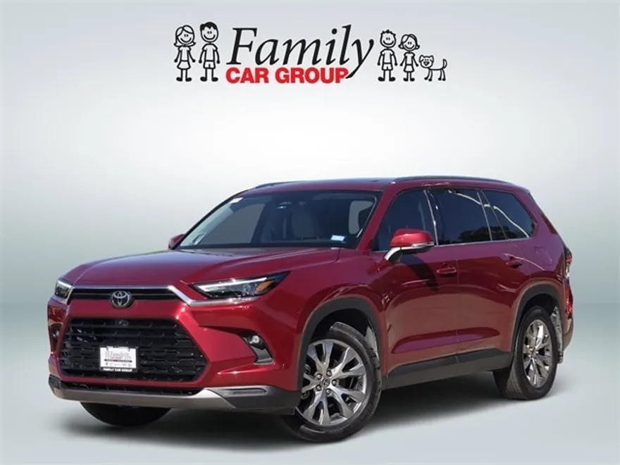 2024 Toyota Grand Highlander Limited photo 1