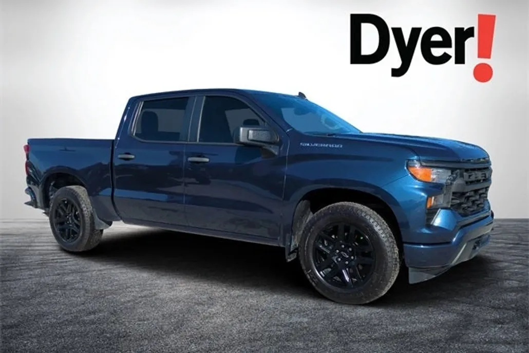 2022 Chevrolet Silverado 1500 Custom photo 1