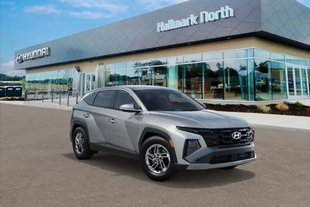 2025 Hyundai Tucson SE photo 1